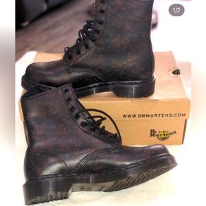 Dr. Martens